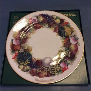 NY Lenox Plate Christmas Wreath Plate for New York